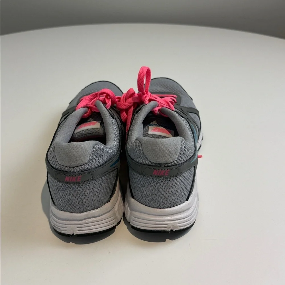 NIKE Women's Revolution 2 Size 10 - Picture 3 of 6